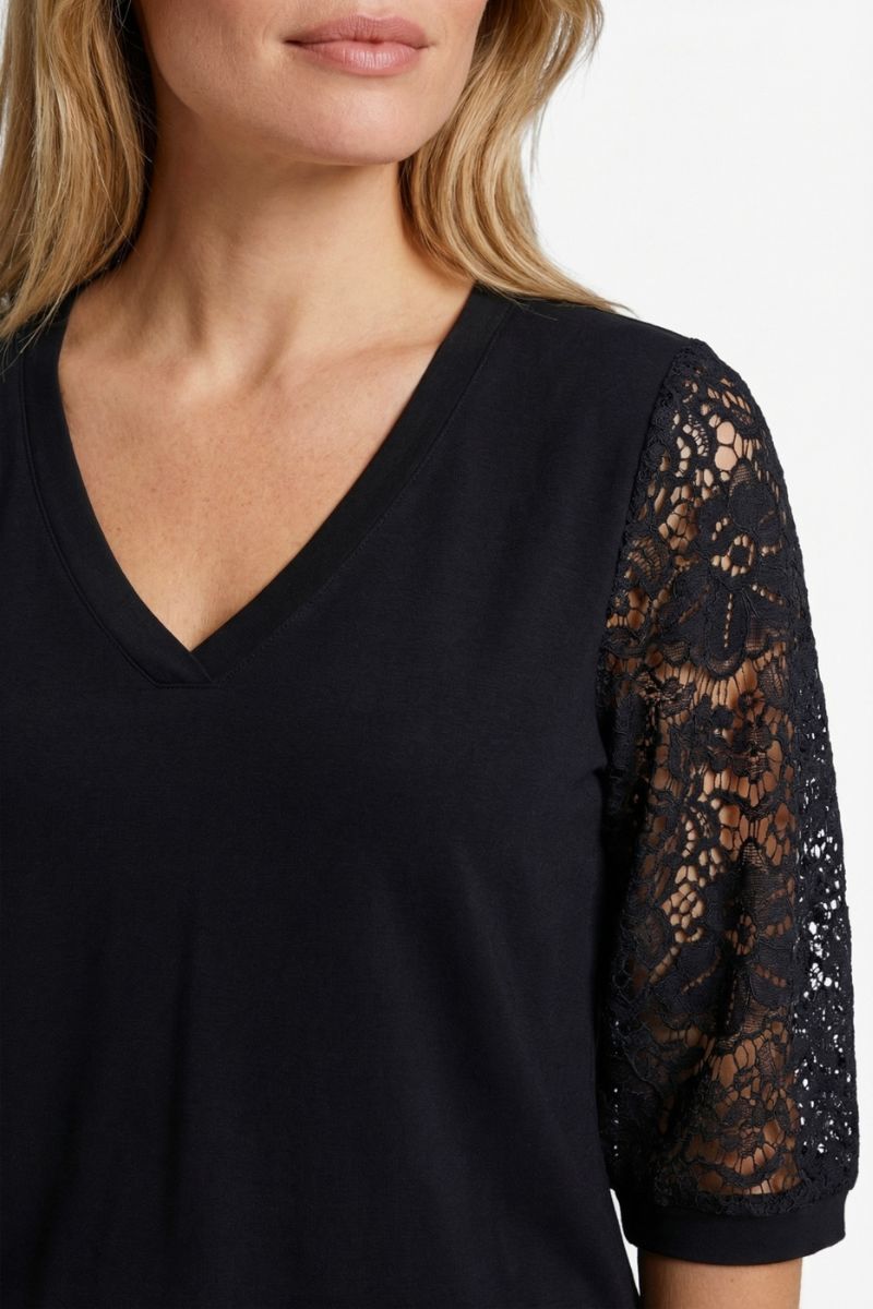 CS The Label Tinella Top Black
